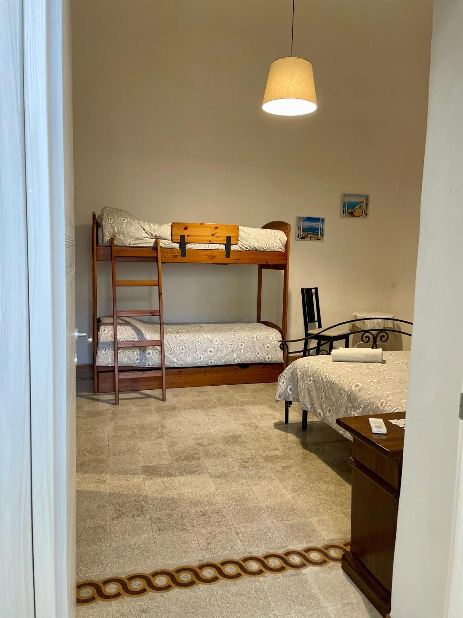 Mena Holiday House Villa Sant'Agnello Eksteriør billede