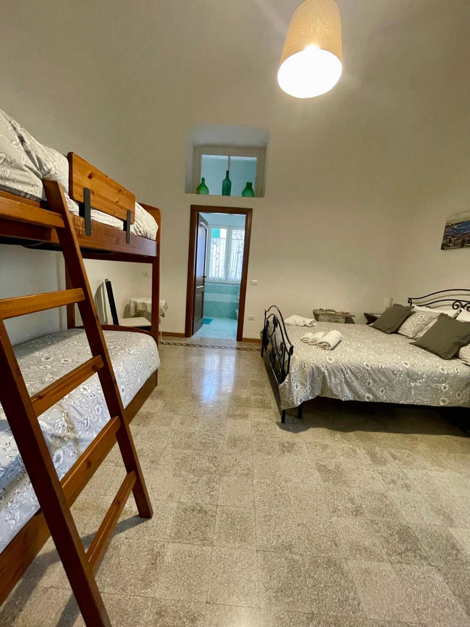 Mena Holiday House Villa Sant'Agnello Eksteriør billede