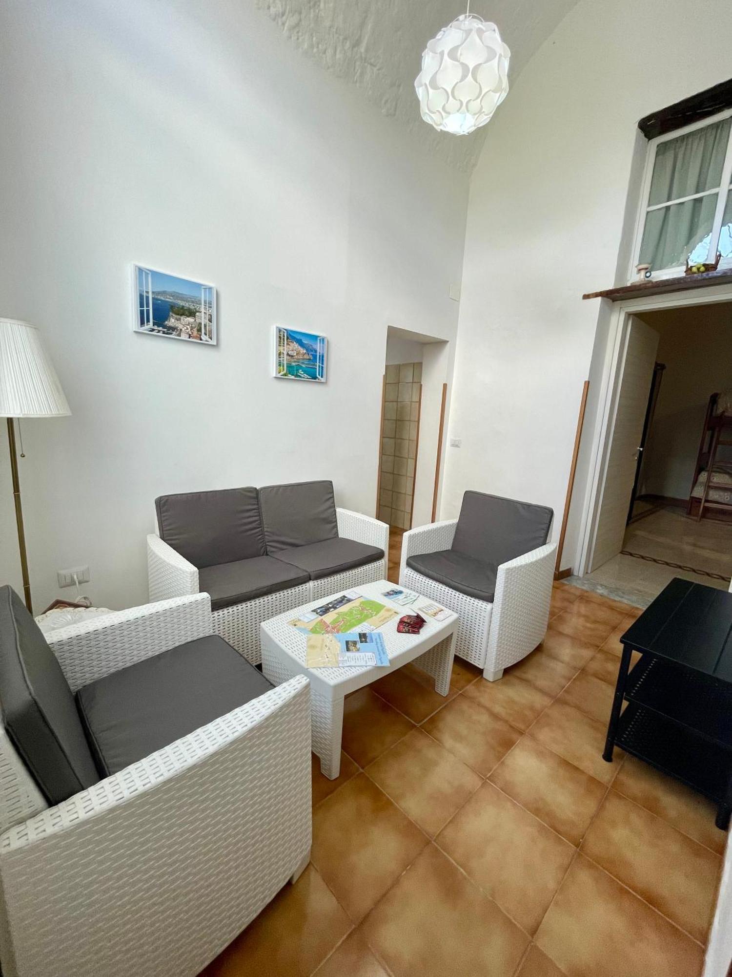 Mena Holiday House Villa Sant'Agnello Eksteriør billede